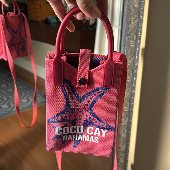 Coco cay Bahamas small crossbody bag - Picture 9 of 10
